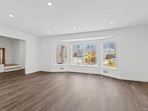 12 Foxhurst Court, Manhasset Hills NY 11040