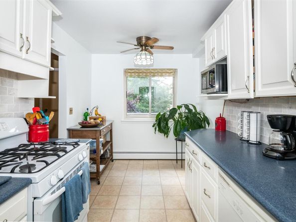 334 Central Park Avenue H9, Scarsdale NY 10583