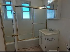 66-01 Burns 3V, Rego Park NY 11374