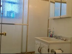 66-01 Burns 3V, Rego Park NY 11374