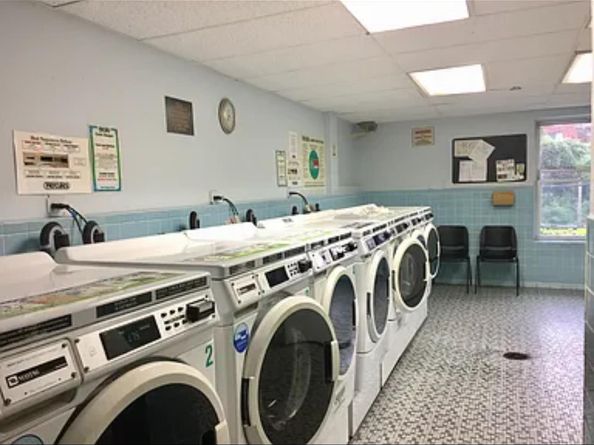 66-01 Burns 3V, Rego Park NY 11374