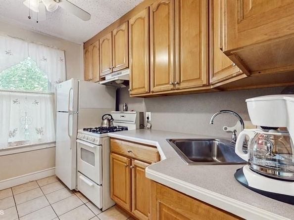 77-52 76th Street, Glendale NY 11385