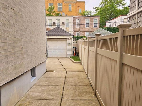 77-52 76th Street, Glendale NY 11385