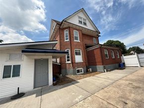 147-08/146-70 Bayside Avenue, Flushing NY 11354