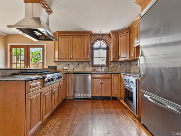 3199 Tierney Place, Bronx NY 10465