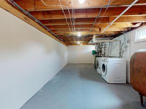 8 King Road W, Mastic Beach NY 11951