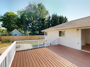 8 King Road W, Mastic Beach NY 11951