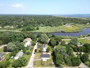 8 King Road W, Mastic Beach NY 11951