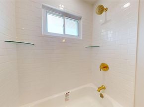 8 King Road W, Mastic Beach NY 11951