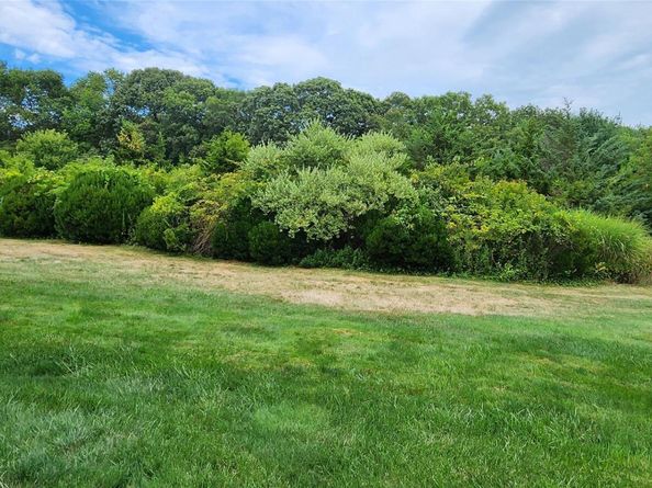4103 Saint Andrews Avenue 4103, Riverhead NY 11901
