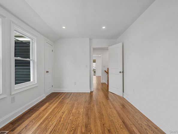 255 Moore Avenue, Freeport NY 11520