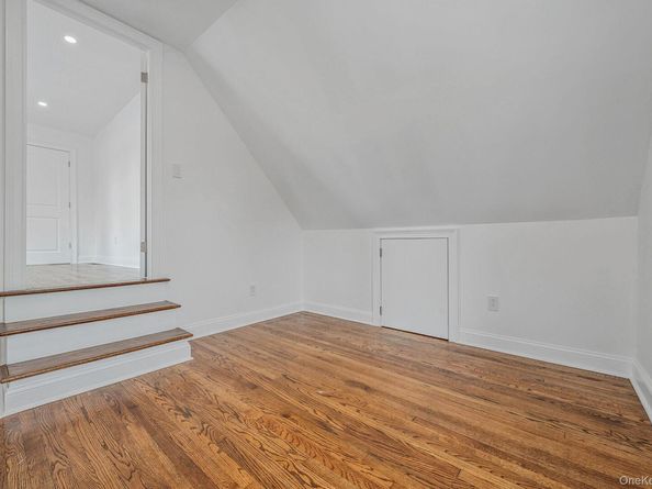 255 Moore Avenue, Freeport NY 11520