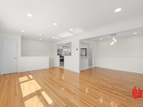 16209 99th Street, Howard Beach NY 11414