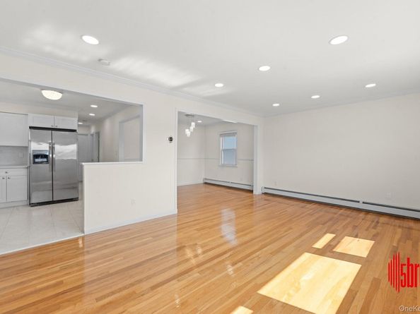 16209 99th Street, Howard Beach NY 11414