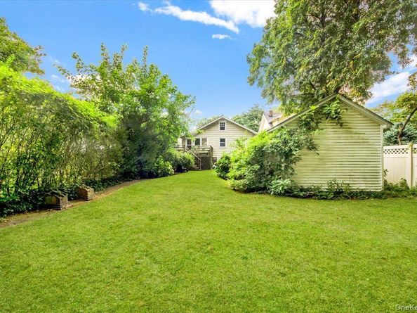 2 Valois Place, Mount Vernon NY 10552