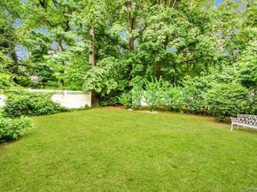 2 Valois Place, Mount Vernon NY 10552