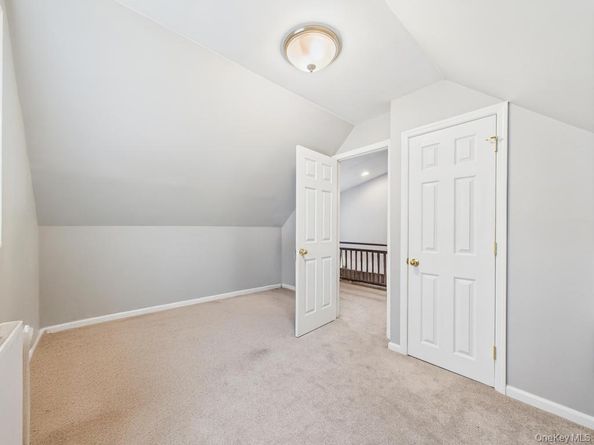 81 Cedarlawn Boulevard, Valley Stream NY 11580