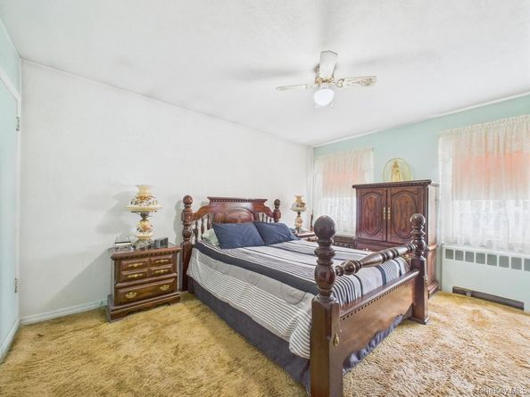 81 Cedarlawn Boulevard, Valley Stream NY 11580