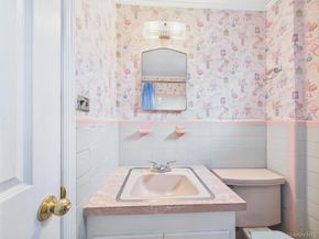 81 Cedarlawn Boulevard, Valley Stream NY 11580