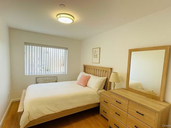 104-64 39 Avenue 3A, Corona NY 11368