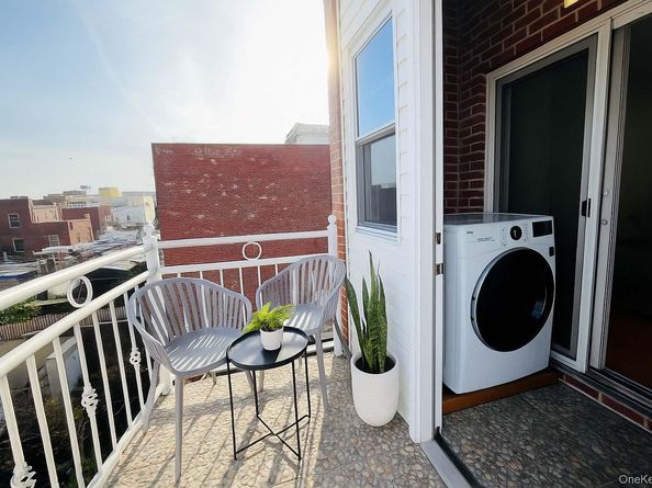 104-64 39 Avenue 3A, Corona NY 11368