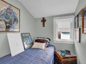 21 Beverly Road, Wantagh NY 11793
