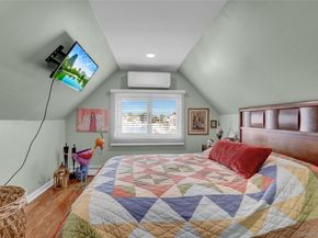 21 Beverly Road, Wantagh NY 11793