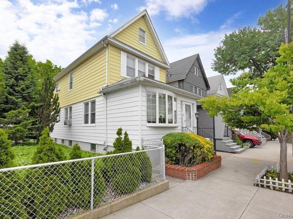 5924 59th Road, Maspeth NY 11378
