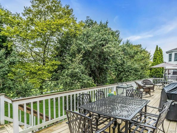 106 Fairway View Drive, Commack NY 11725