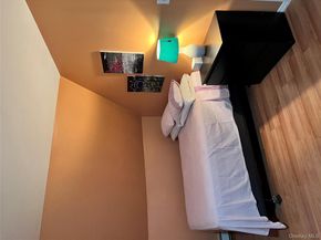121 E Pennywood Avenue, Roosevelt NY 11575