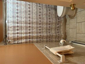 121 E Pennywood Avenue, Roosevelt NY 11575