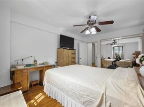 73-23 210th Street 2G, Bayside NY 11364