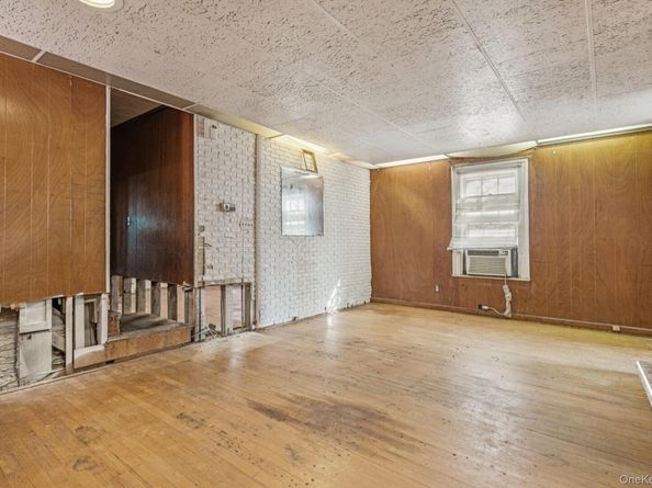 636 Beach 22nd Street, Far Rockaway NY 11691