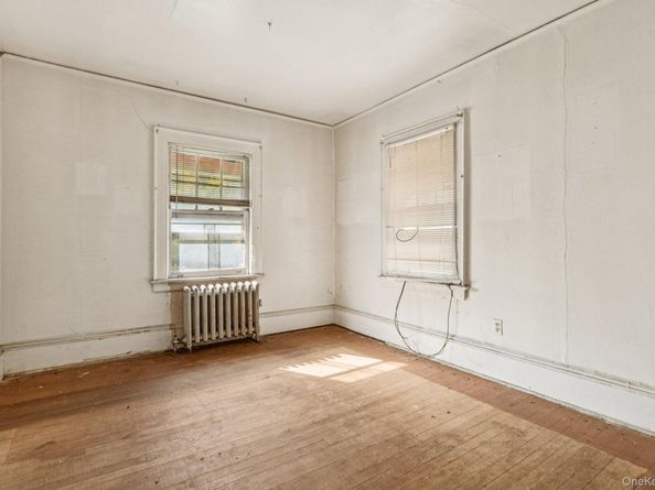 636 Beach 22nd Street, Far Rockaway NY 11691
