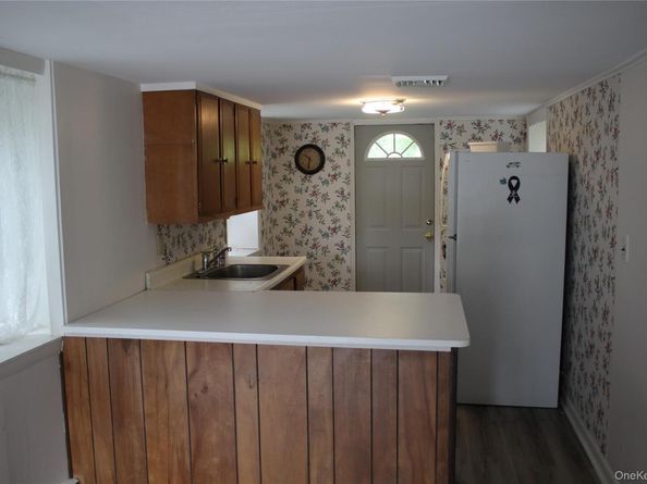 20 Greenwood Drive, Lincolndale NY 10541
