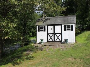 20 Greenwood Drive, Lincolndale NY 10541
