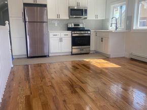 121-11 195th Street, Saint Albans NY 11413