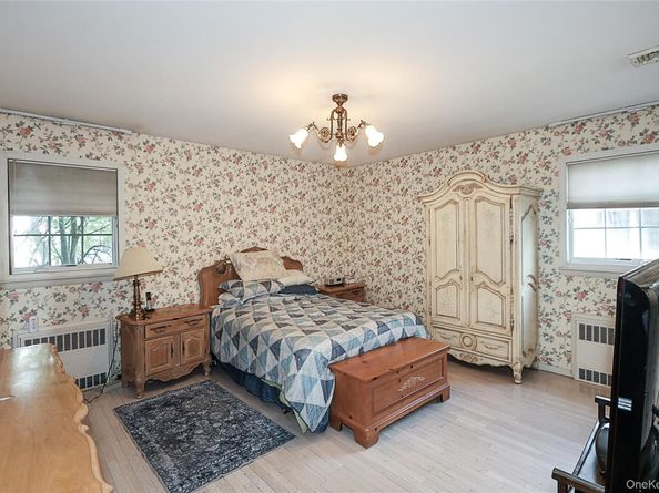 245 Birch Drive roslyn, Roslyn NY 11576
