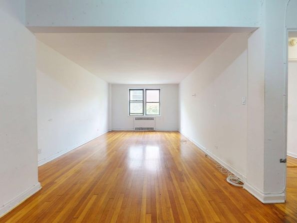 102-18 64th Avenue 2L, Forest Hills NY 11375