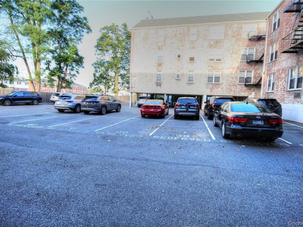 16 Main Street 2Q, East Rockaway NY 11518