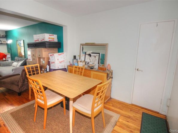 16 Main Street 2Q, East Rockaway NY 11518