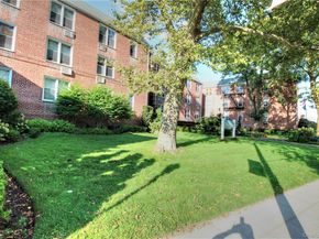 16 Main Street 2Q, East Rockaway NY 11518