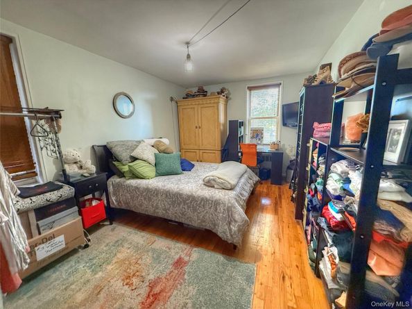 16 Main Street 2Q, East Rockaway NY 11518