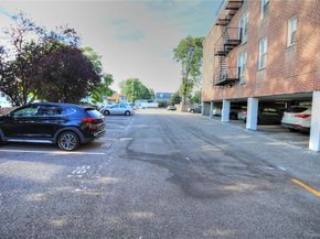 16 Main Street 2Q, East Rockaway NY 11518