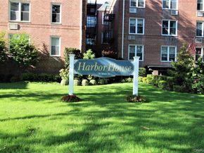 16 Main Street 2Q, East Rockaway NY 11518