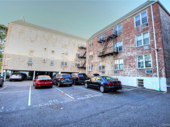 16 Main Street 2Q, East Rockaway NY 11518