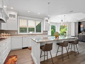 9 Scenic View Court, Dix Hills NY 11746