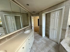 21B Hart Place, Dix Hills NY 11746