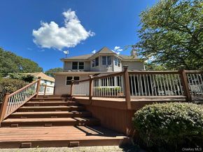 21B Hart Place, Dix Hills NY 11746