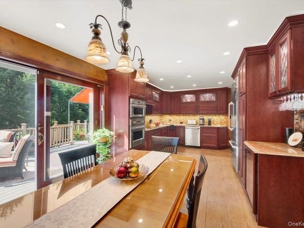 211 Willis Avenue, Hawthorne NY 10532